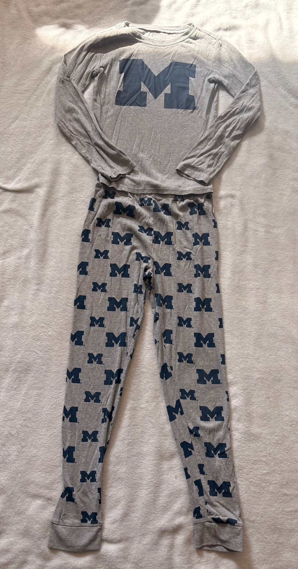 #102 - size 10/12 Michigan long sleeve pajamas