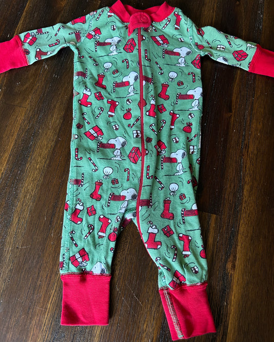 Seller #21 Hanna Andersson 0-6 mo snoopy holiday zippy