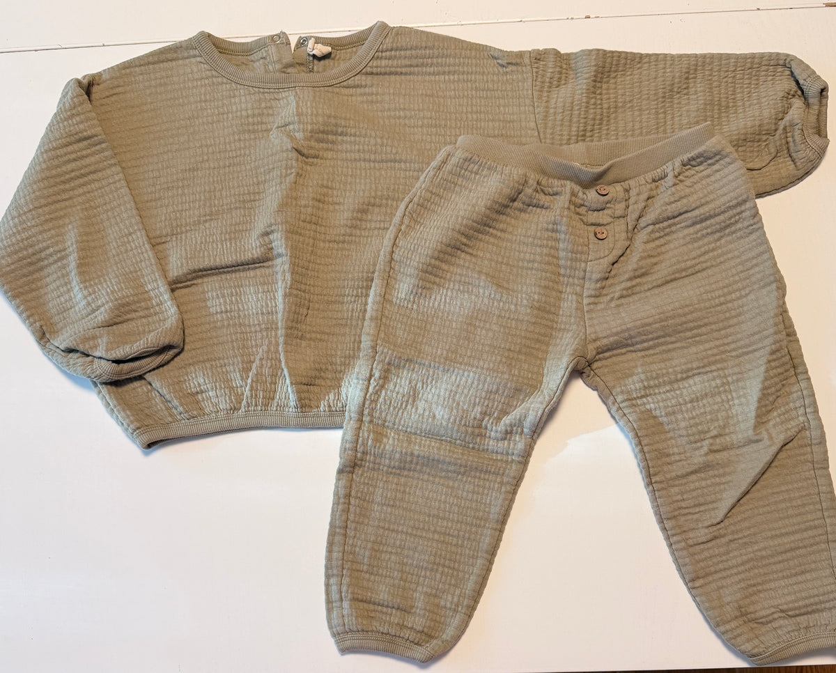 #93 NEW Quincy Mae set size 4-5Y
