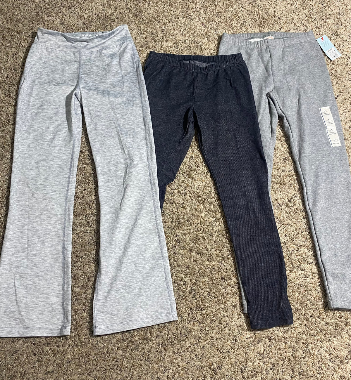 Seller #57 Girls size 10/12 sweatpants (3)