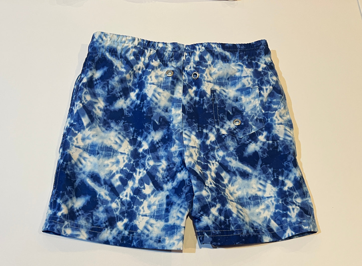 #141 Boys 5 SwimZip Rashguard Set