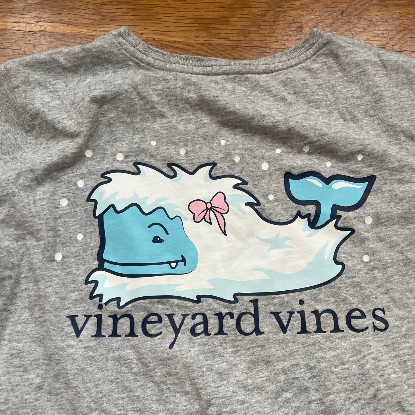 #116 Vineyard Vines Yeti Long sleeve xs REDUCED