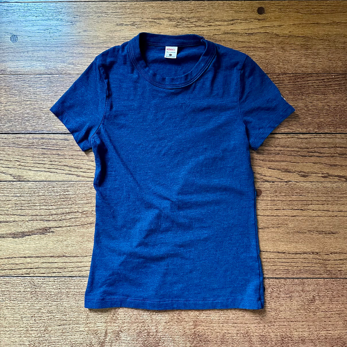 #113	EUC Womens Homage Navy Crewneck Tshirt, size XS