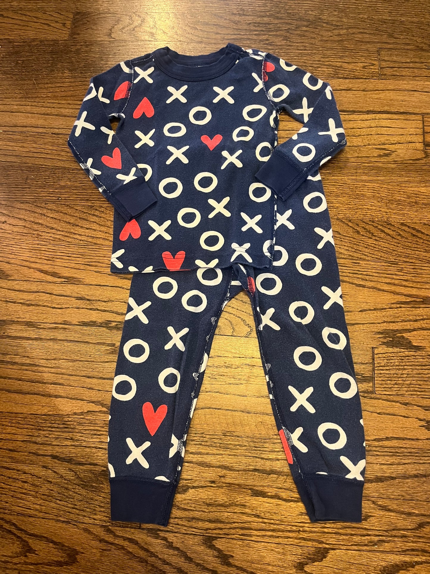 #67 Hanna Andersson xoxo valentine pajamas 3T