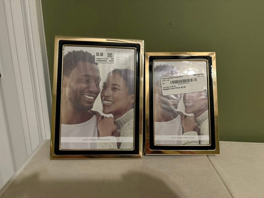 #133 Set of 2 Picture Frames
