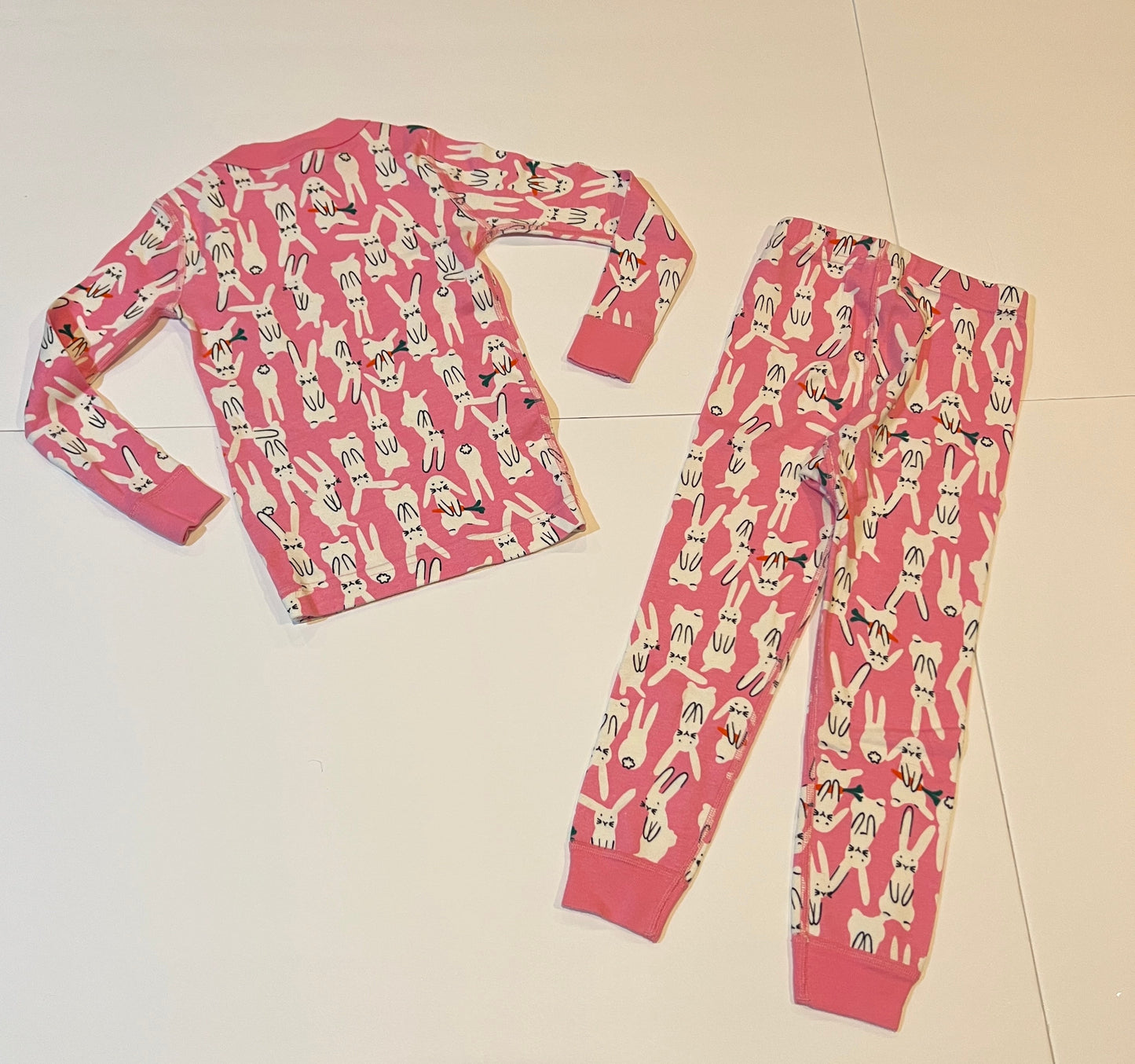 #180 Girls 100 (4) Hanna Andersson Pink Bunny Pajamas (2 available)