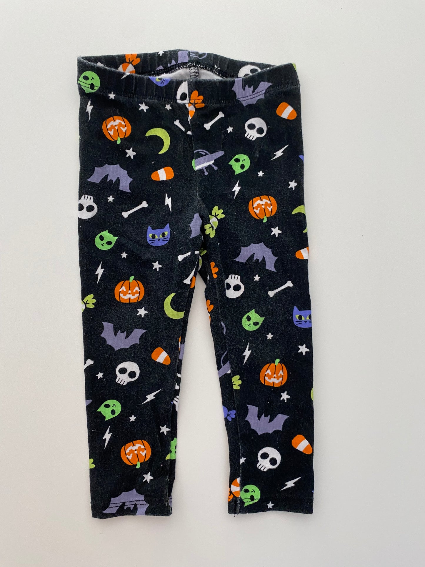 #84B-Girls 12-18M, Etsy Hocus Pocus T-shirt and Cat& Jack black Halloween Leggings, GUC