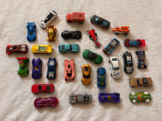 #102 - set of mini cars, multiple brands (including Hot Wheels)