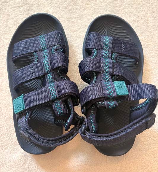 #102 - NEW boys size 13 hard bottomed water shoes