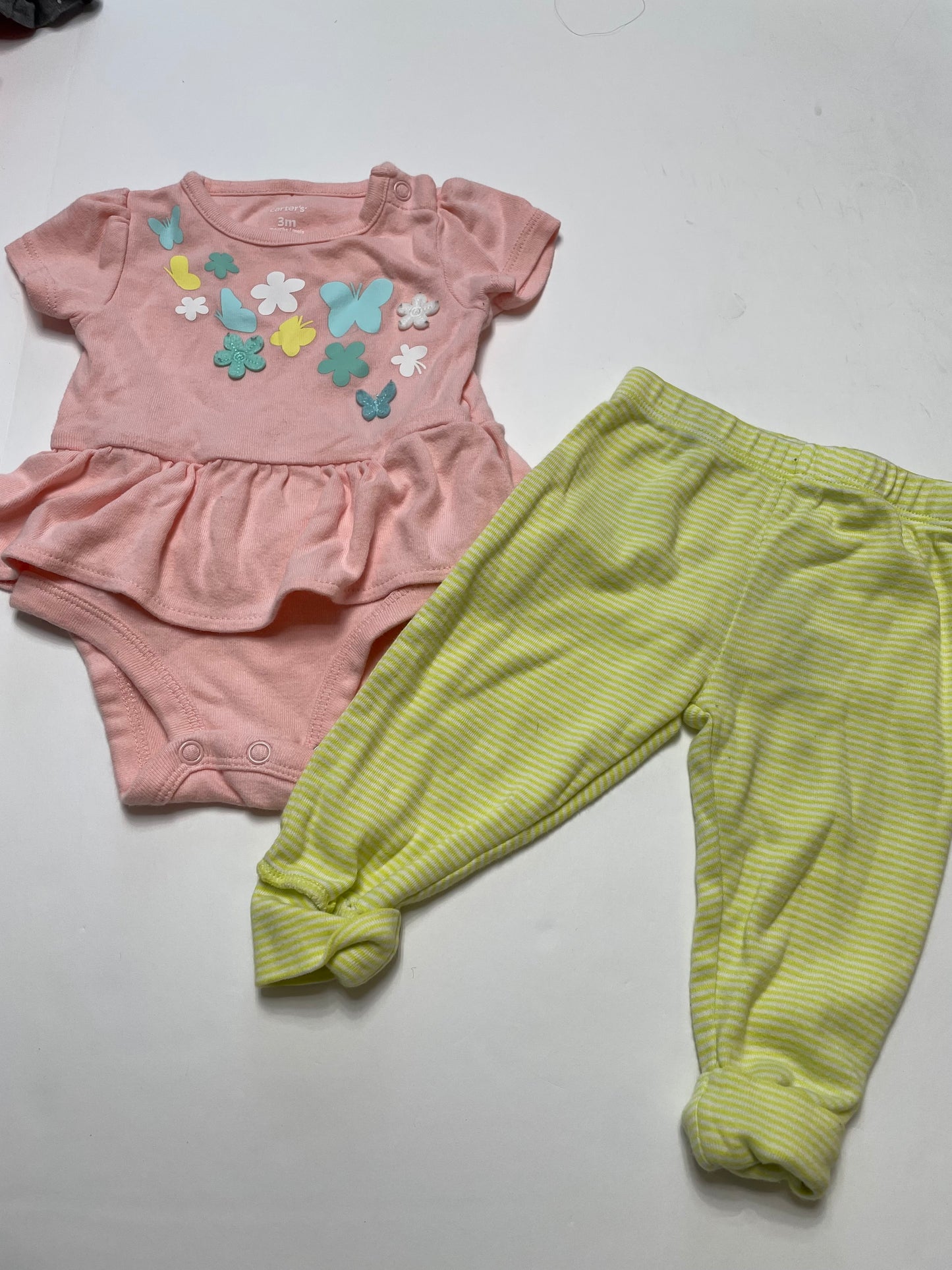 Seller 67 - Carters Outfit 3 mo