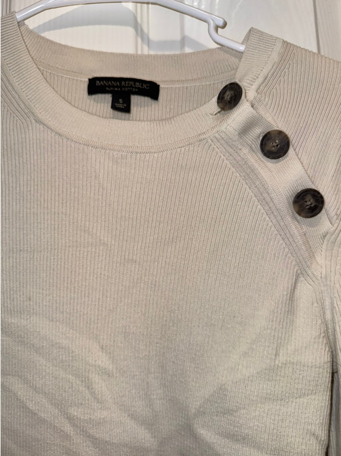 #53 women’s banana republic long sleeve top size S