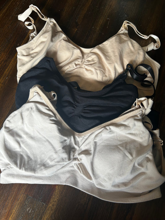 Seller #21 nursing/pumping bras bundle