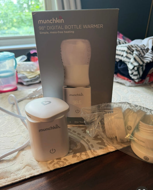 #51 REDUCED Munchkin Universal Fit Digital Bottle Warmer