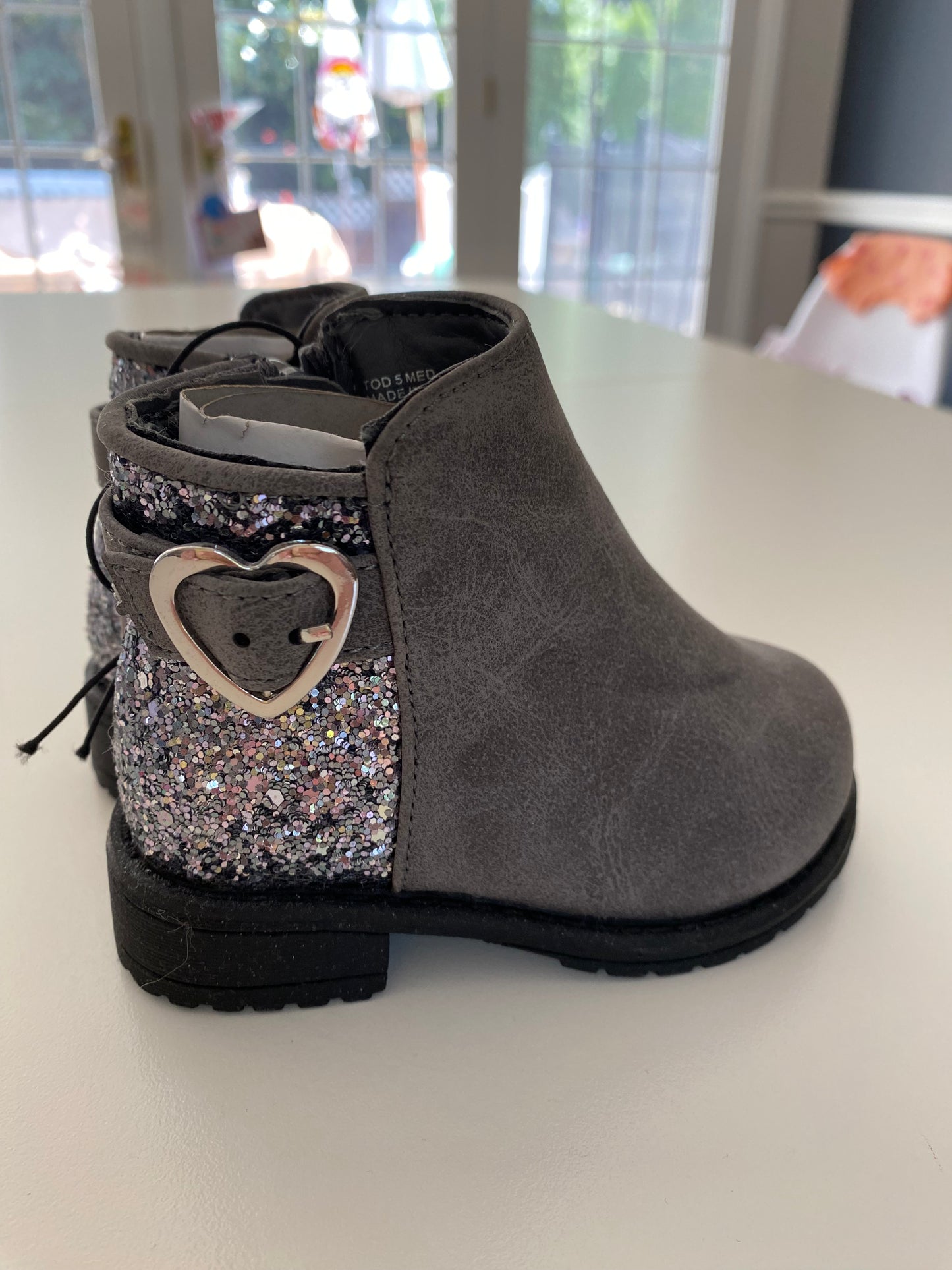 #84B- Jumping Beans Gray Boots with sparkle heels, Girls Size 5, NWT