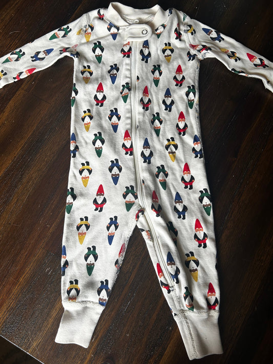 Seller #21 Gender neutral 3-6mo Hanna Andersson gnome zippy