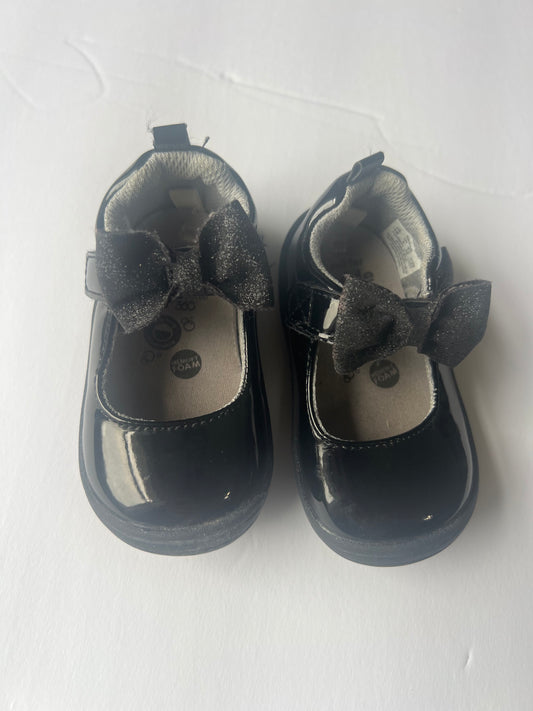 #180 stride rite girls size 4c black mary janes with bow