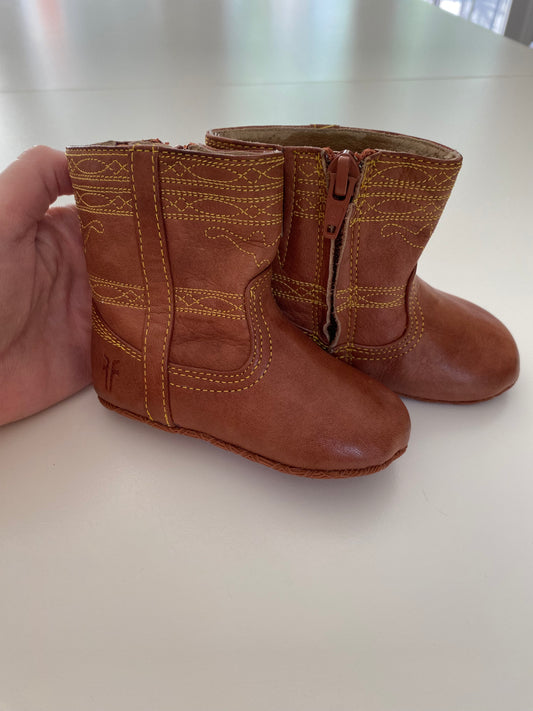 #84B- Frye Brown Leather Soft Sole Boots, Girls Size 3T, VGUC