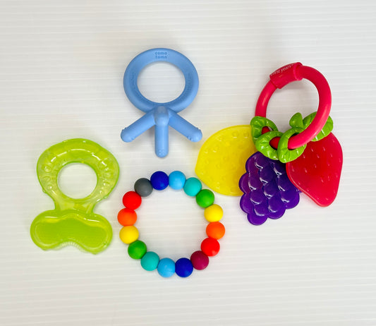 Baby Teether Bundle - Nuby, Comotomo, Rainbow ring, Fruit ring