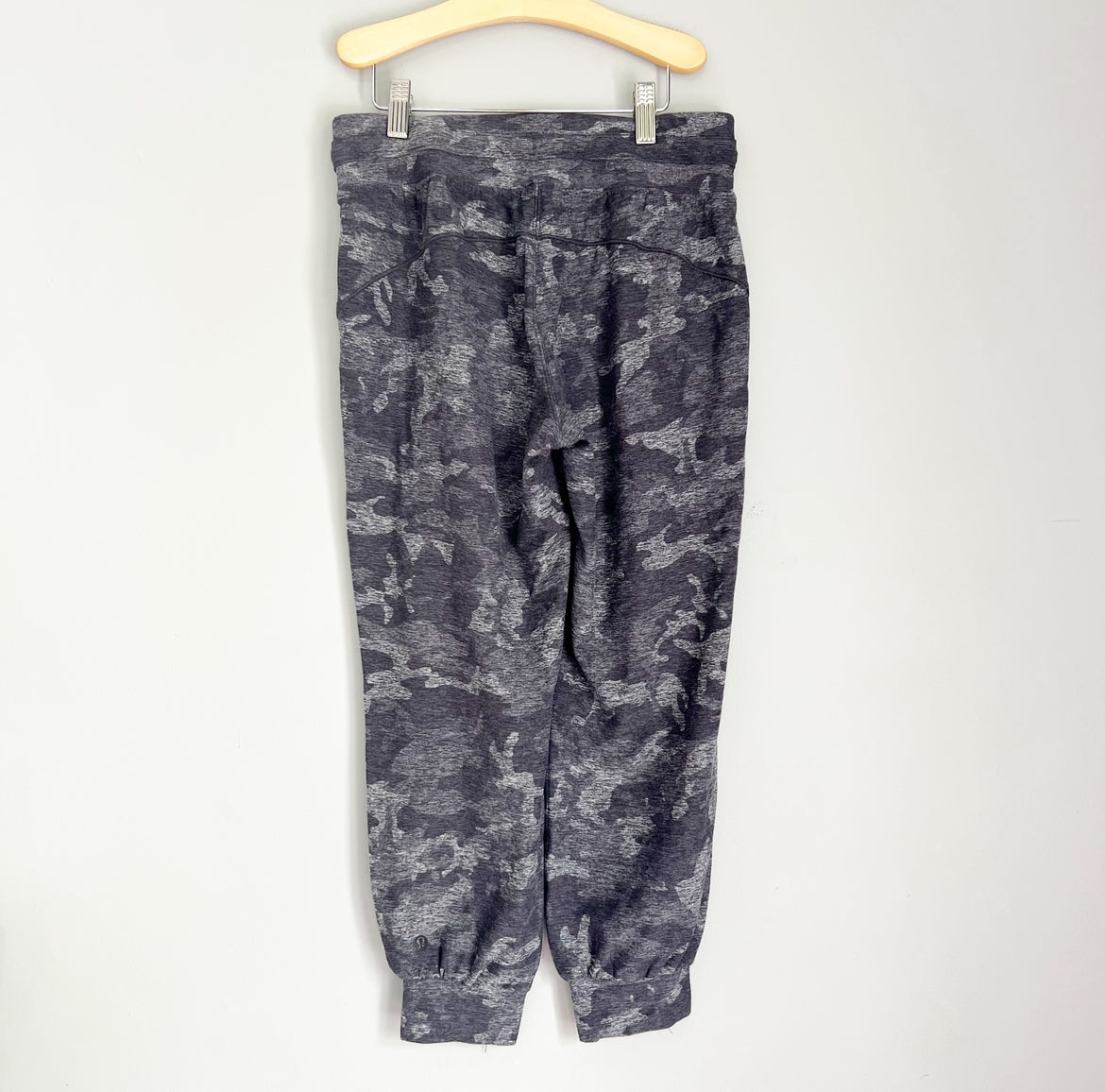 Seller 196 Lululemon ready to rulu joggers 4