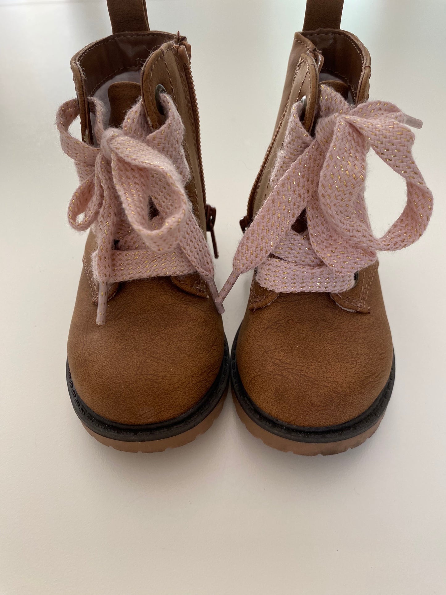 #84B- Cat & Jack Brown Boots, Girls Size 5, VGUC