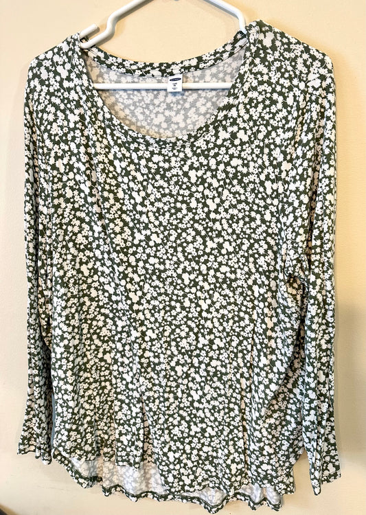Old Navy women's floral long sleeve shirt size XL