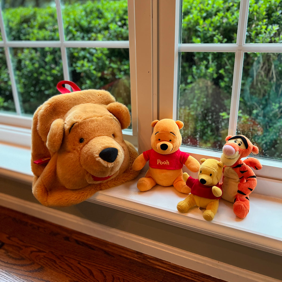Seller #115 - Disney Winnie-the-Pooh Soft Backpack with Pooh & Tigger Stuffed Animals, GUC