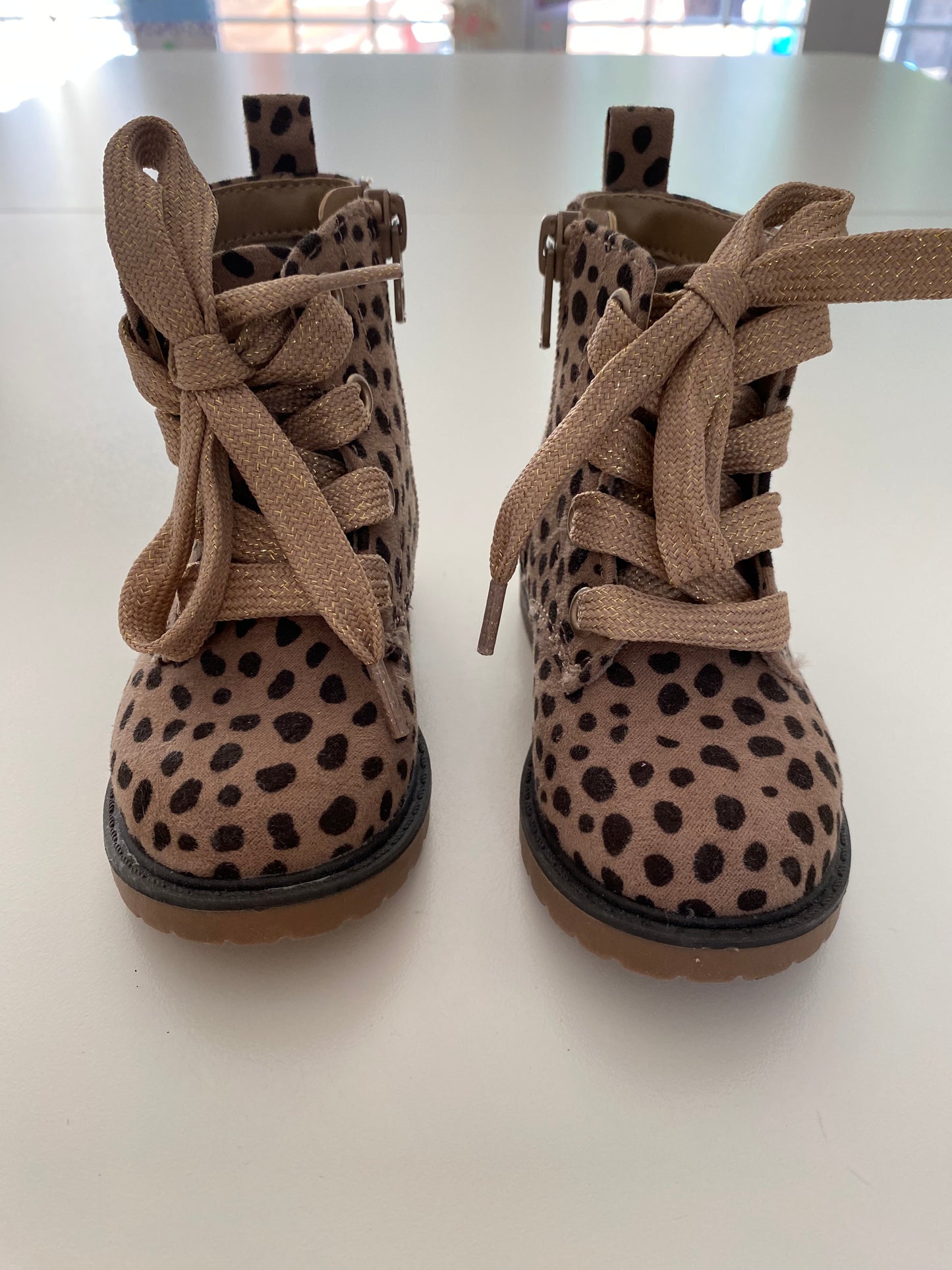 #84B- Cat & Jack Leopard Brown Boots, Girls Size 5, EUC