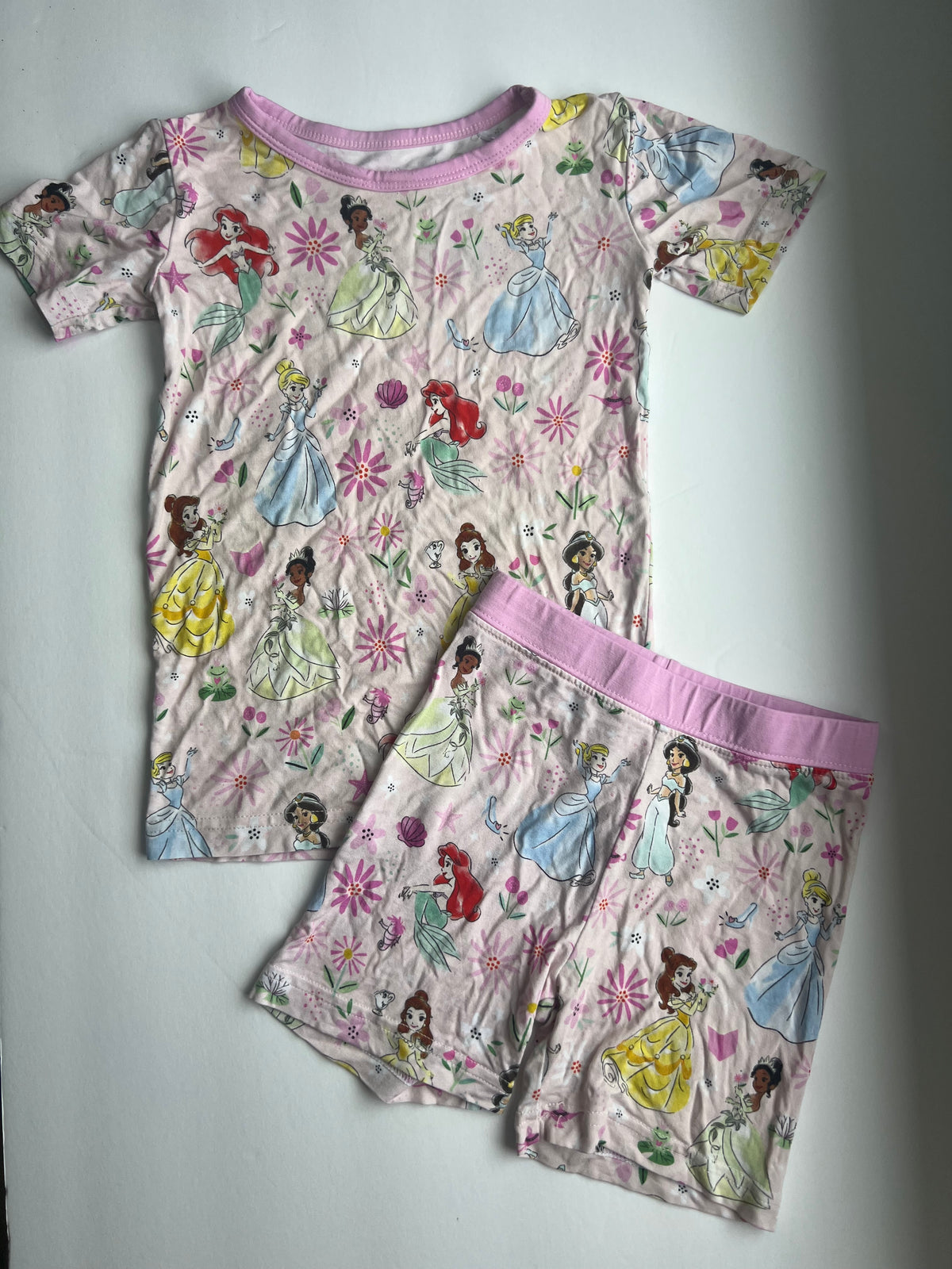 #180 Little Sleepies girls size 2T OG princess print shorts set