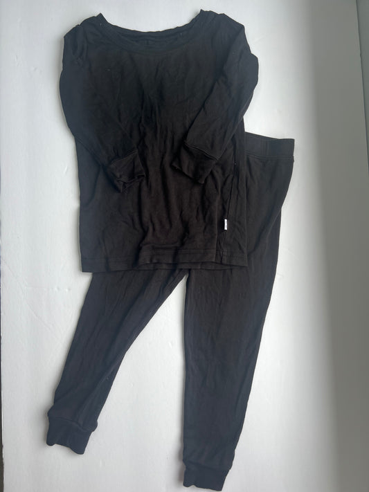 #180 Little Sleepies boys or girls size 12-18 months black long sleeve and pants set