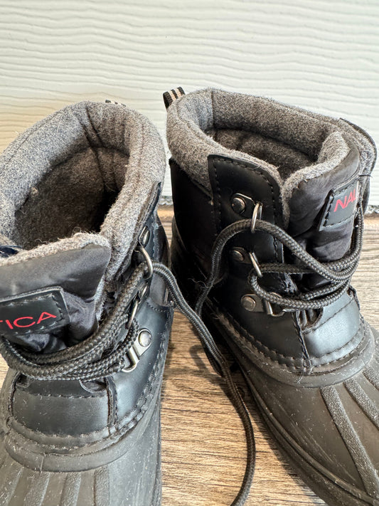 #53 kids nautica winter boots size 12