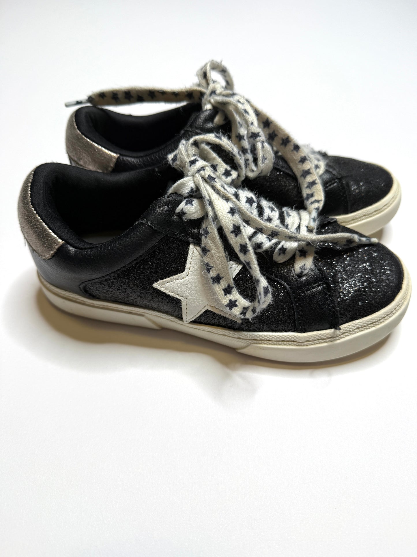 Seller 89 Girls Size 1 Cat and Jack Black Sparkle Star Shoes VGUC