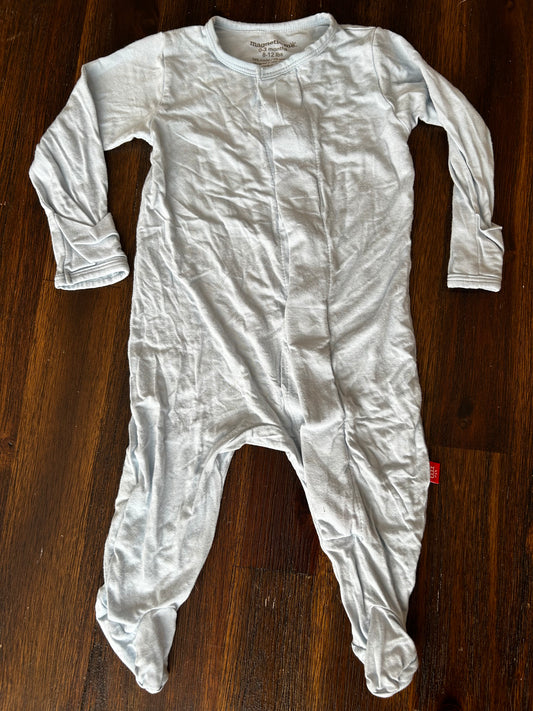 Seller #21 Magnetic me soft blue 0-3mo sleeper