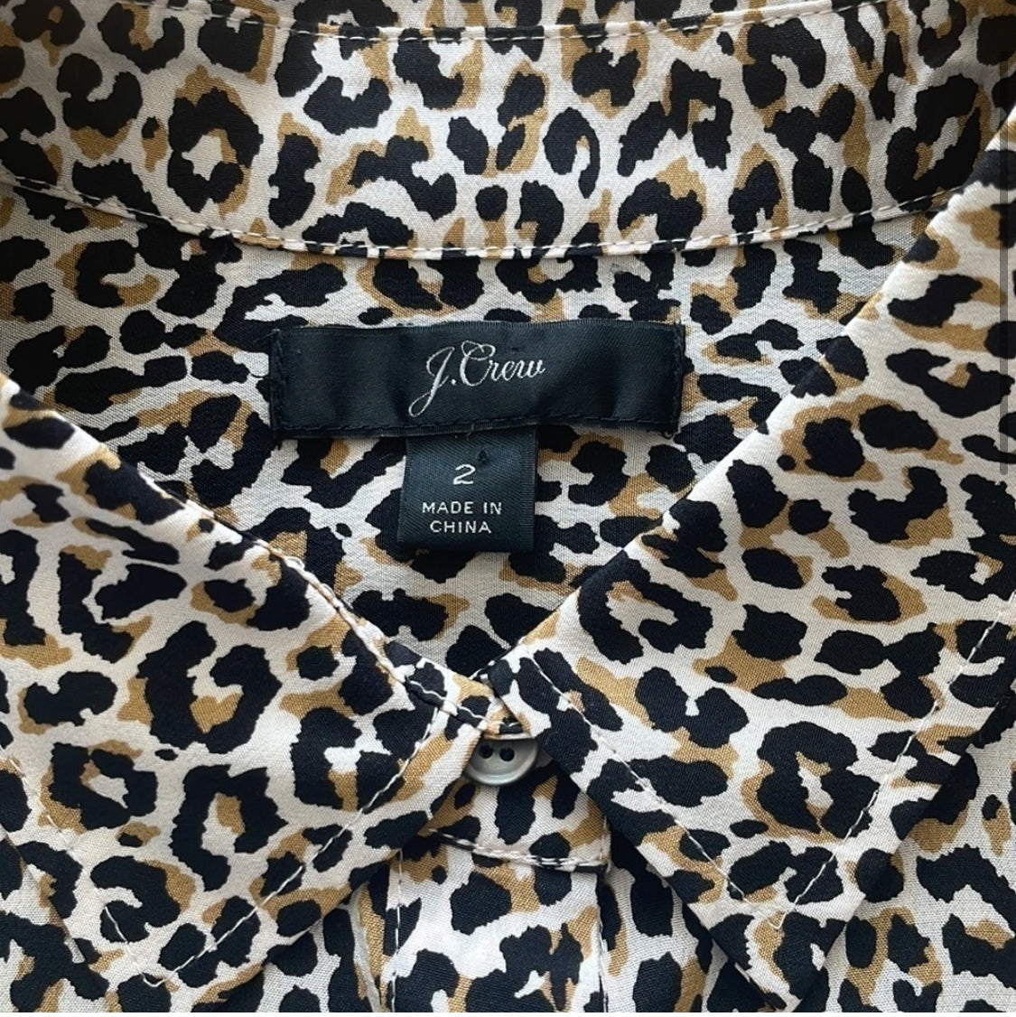 #116 J. Crew 100 % Silk Button Up in Cheetah Size 2