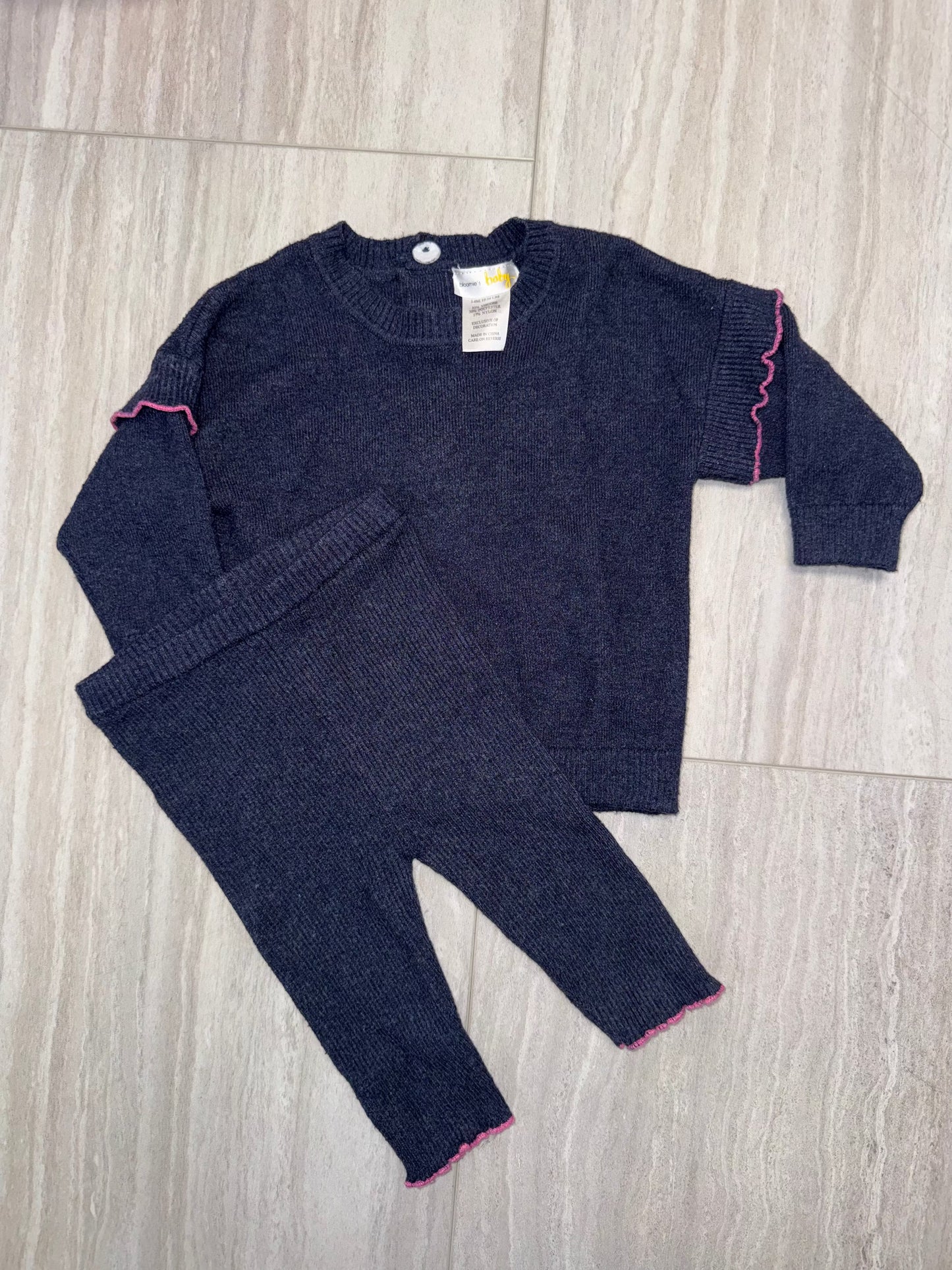 #110 Bloomingdales Baby Girls Navy Sweater+ Leggings Matching Set 3-6mo.