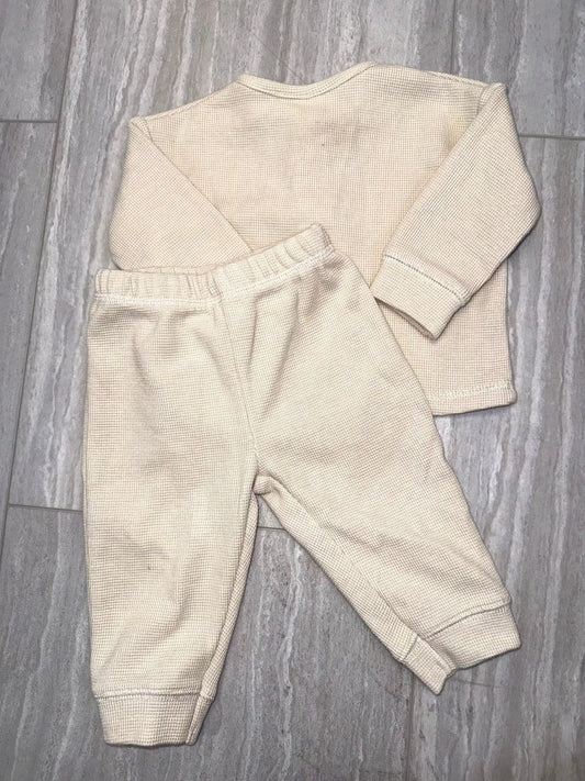 #110 Bloomingdales Baby Unisex Cream Waffle Matching Set 3-6mo.