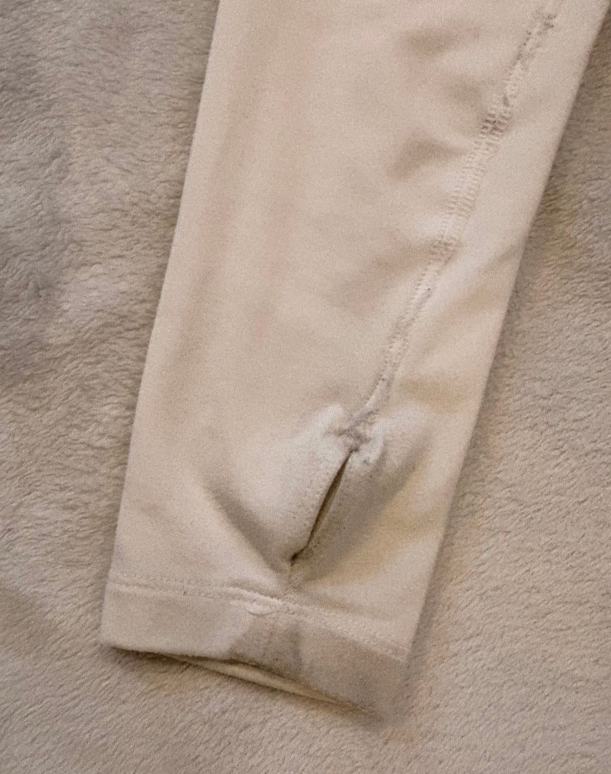 #102 - Nike size XL white Dri-Fit Pro Combat lined undershirt