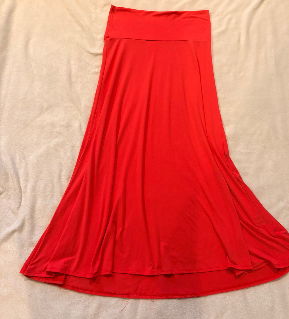 #102 - Lularoe size L coral maxi skirt