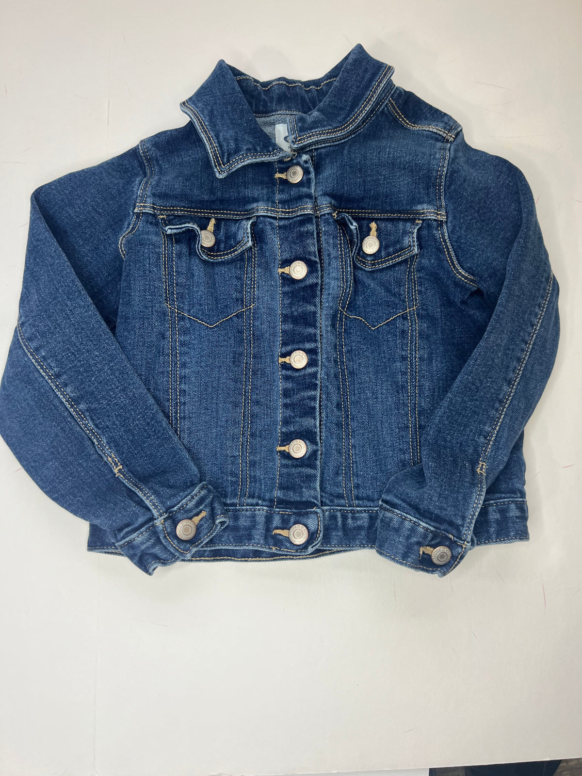 #180 Old Navy girls size 5T jean jacket