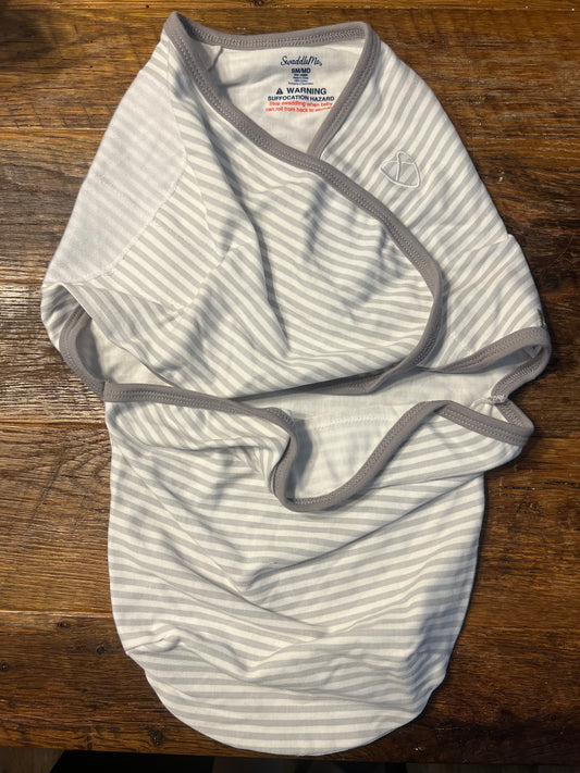 #67 SwaddleMe Grey Striped Baby Swaddle - Size Small/Medium