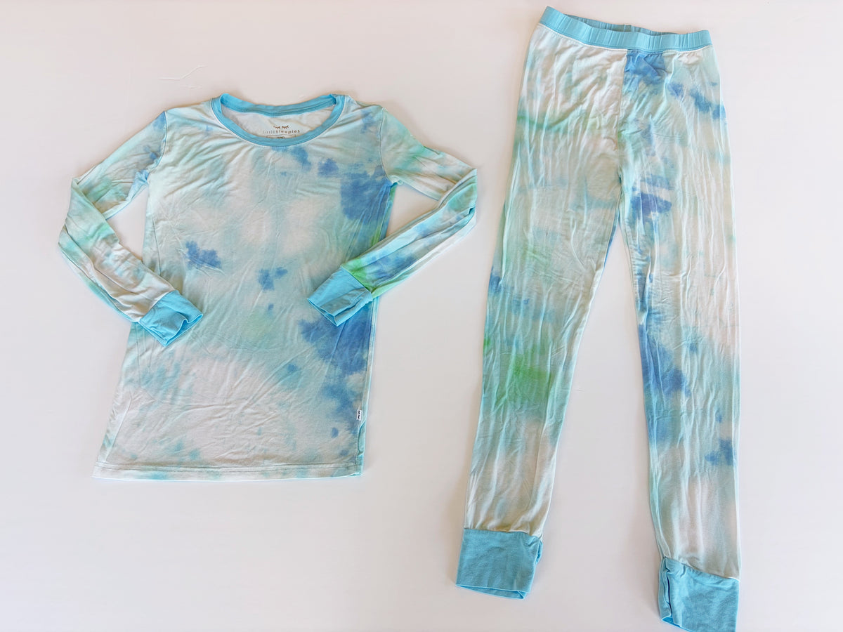 #96 | Size 9/10 | Little Sleepies Boys Blue Tie Dye Pajamas