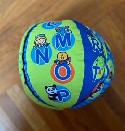 Seller 183 - Melissa & Doug K's Kids 2 in 1 Talking Ball