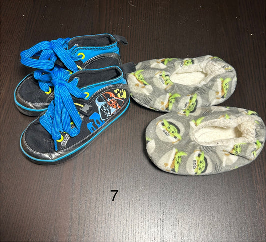 Seller #62 Disney Star Wars size 7 shoes