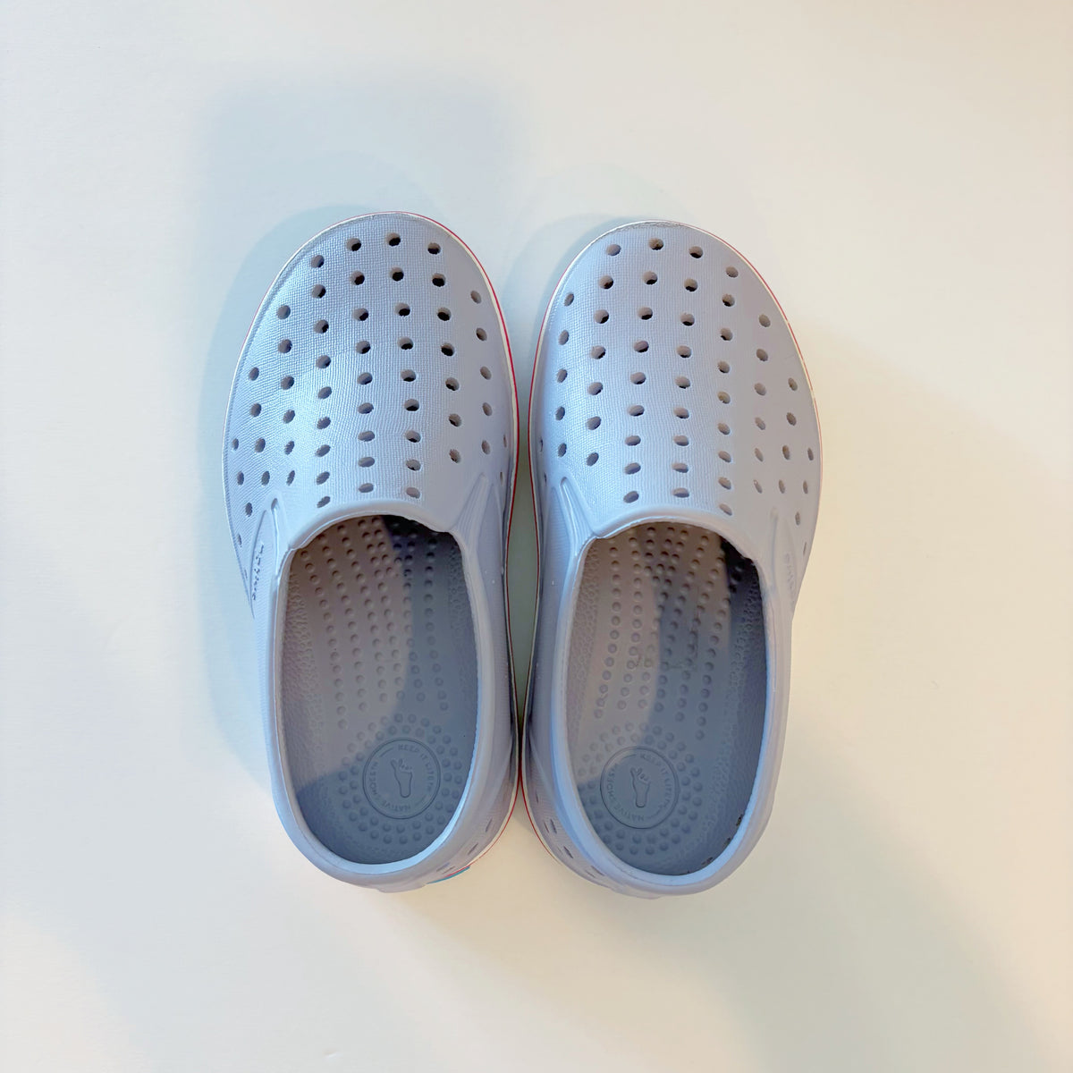 #96 | Size 10 | Native Girls Purple Shoes