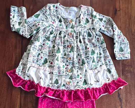 #66 4T girls Sweethoney holiday village tunic, GUC