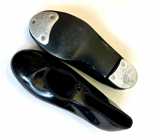Girls Tap Shoes Black Patent Leather, Black Size 9 GUC