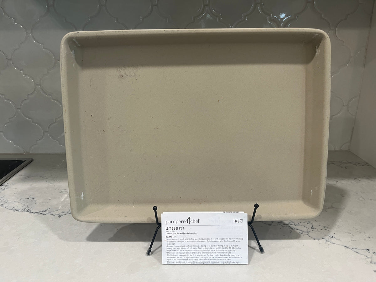 135 Pampered Chef Stone tray, comes with care instructions, never used/ BN