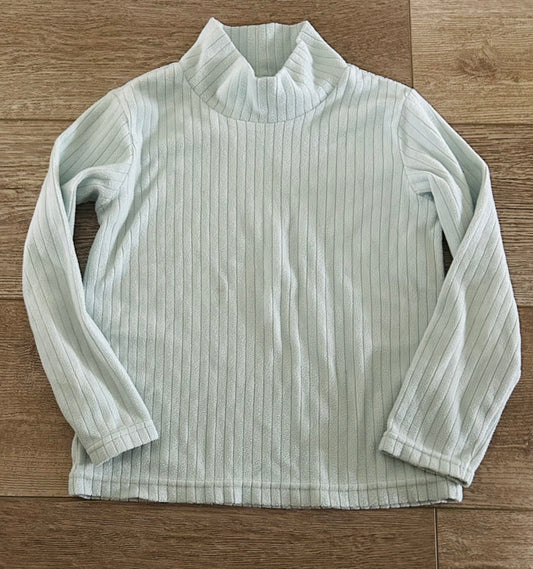 #71 Uniqlo 5-6 Ribbed Sweater