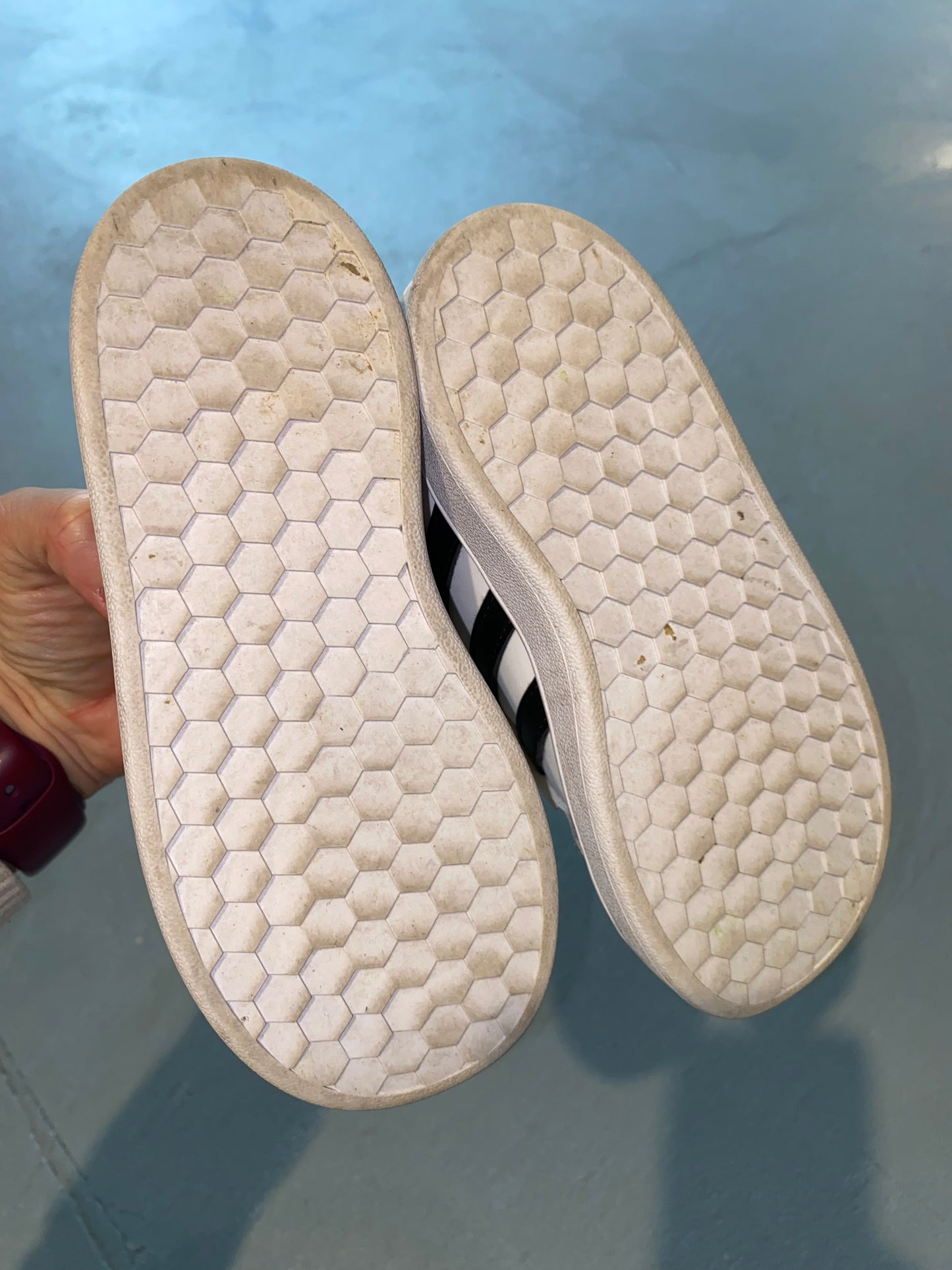 Adidas size 9.5 good condition Velcro