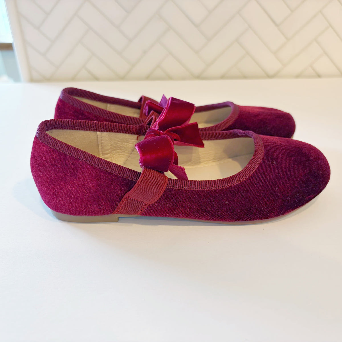 #96 | Size 11 |  Girls Red Velvet Bow Mary Jane Shoes