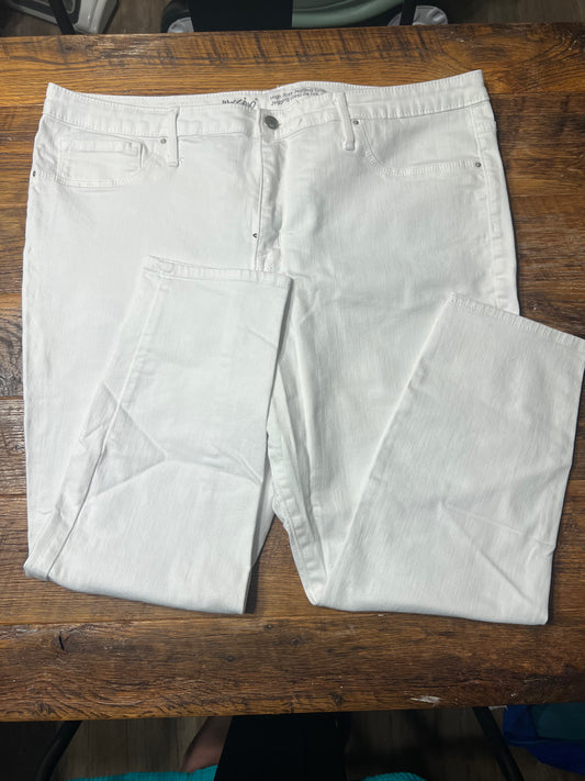 #67 Mossimo Women's High Rise White Jegging Pants - Size 18